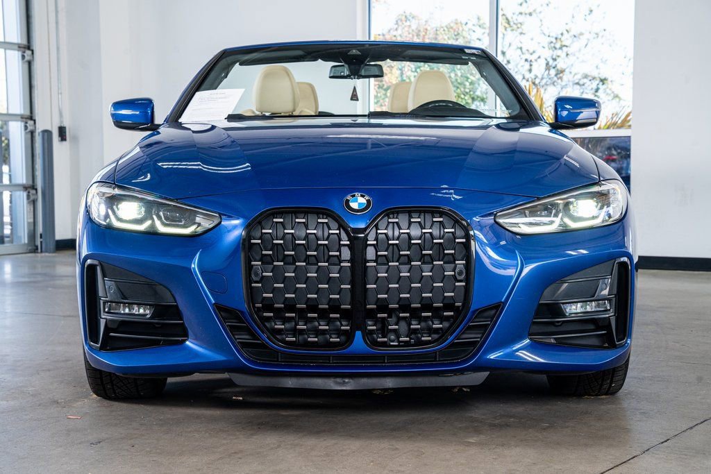 Used 2022 BMW 430i xDrive Convertible w/ M Sport Package image 3