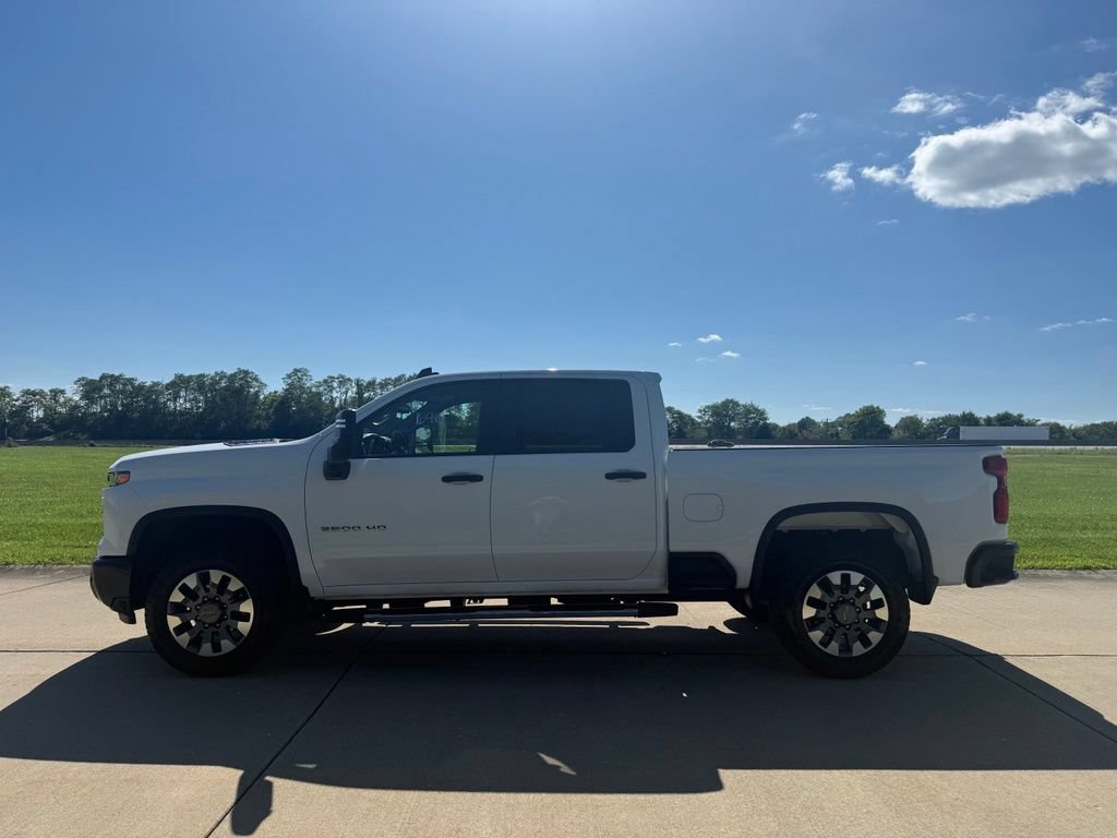 Used 2025 Chevrolet Silverado 2500 Custom w/ Custom Value Package RWD image 10