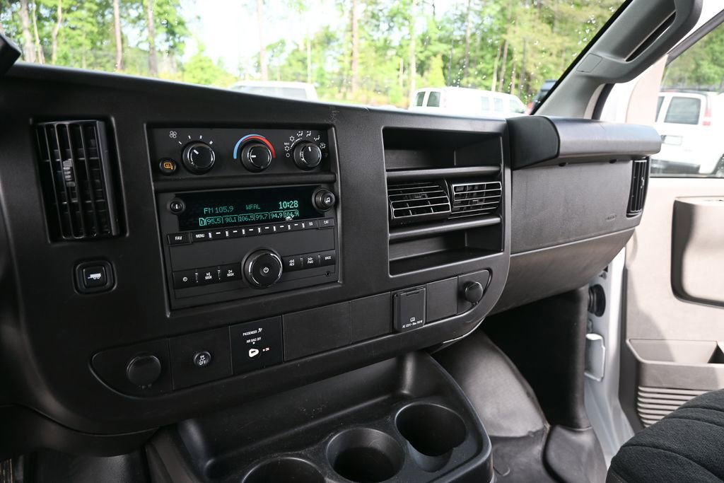 Used 2024 GMC Savana 2500 w/ Driver Convenience Package RWD image 14