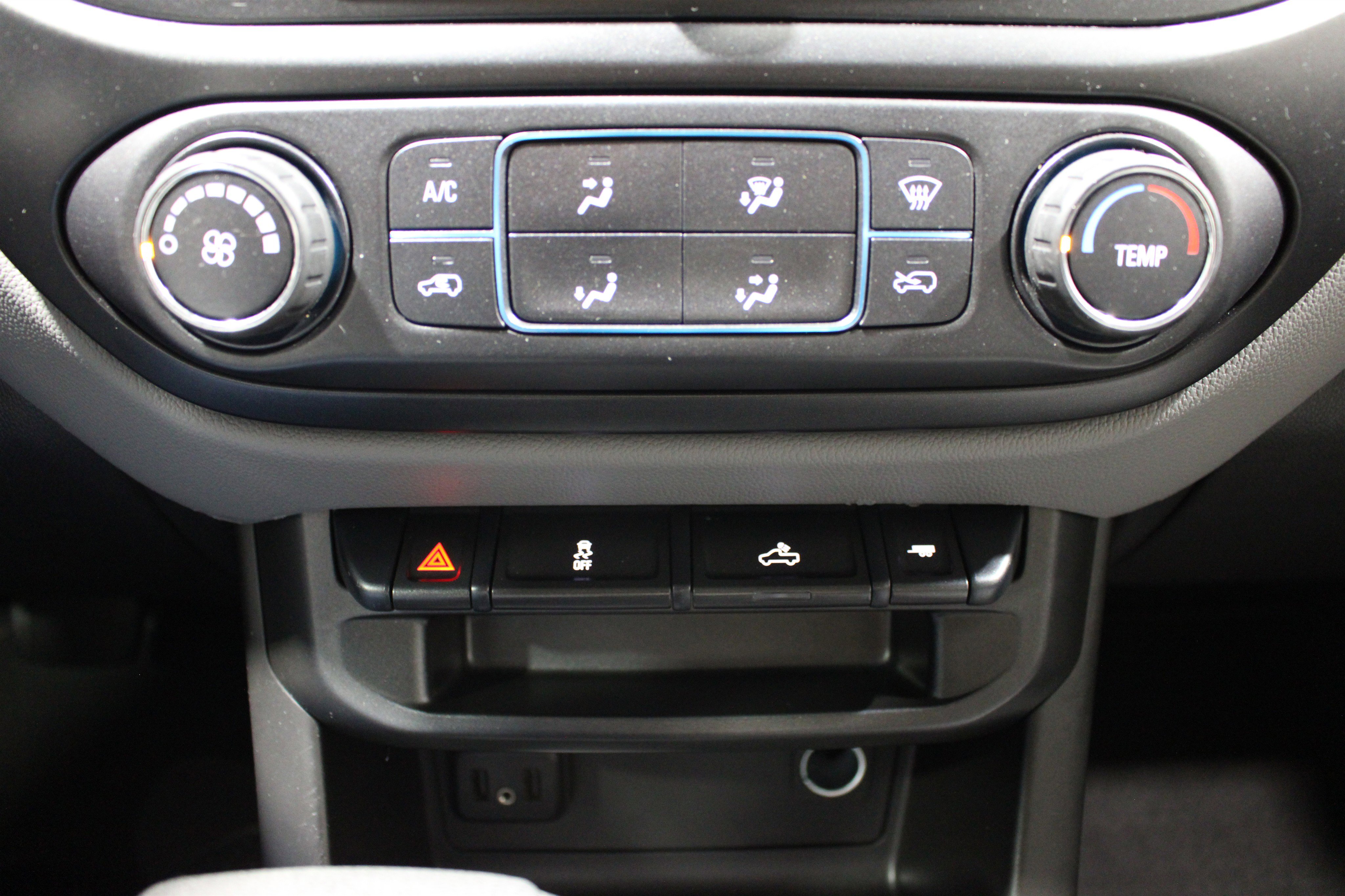 Used 2021 Chevrolet Colorado W/T image 14