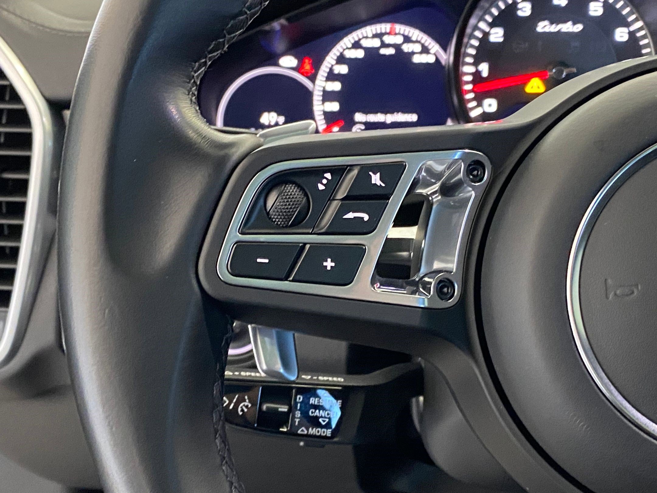 Certified 2023 Porsche Cayenne Turbo image 21