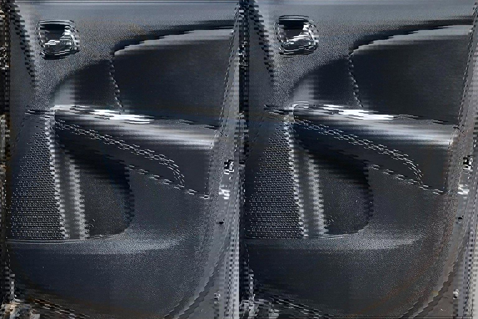 Used 2018 Dodge Journey SXT w/ Connectivity Group image 28