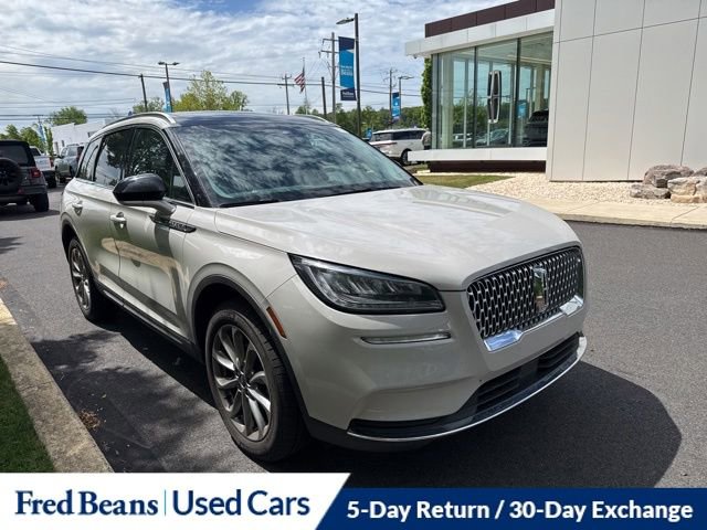 Used 2022 Lincoln Corsair AWD w/ Premium Package image 1