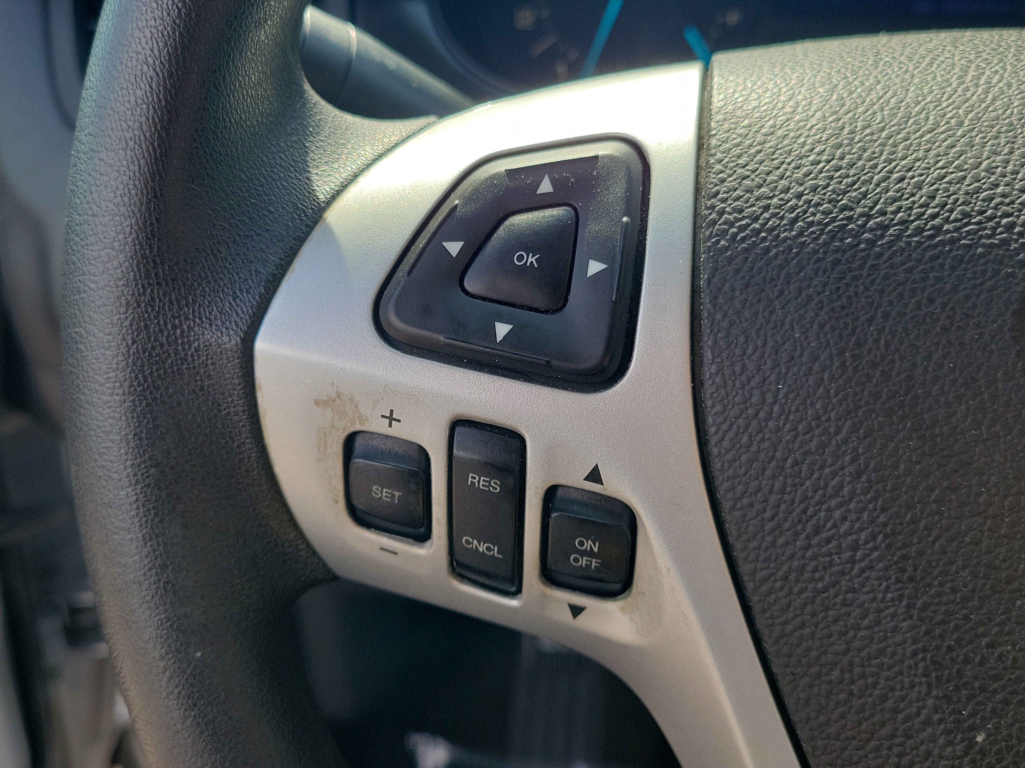 Used 2013 Ford Edge SE image 27