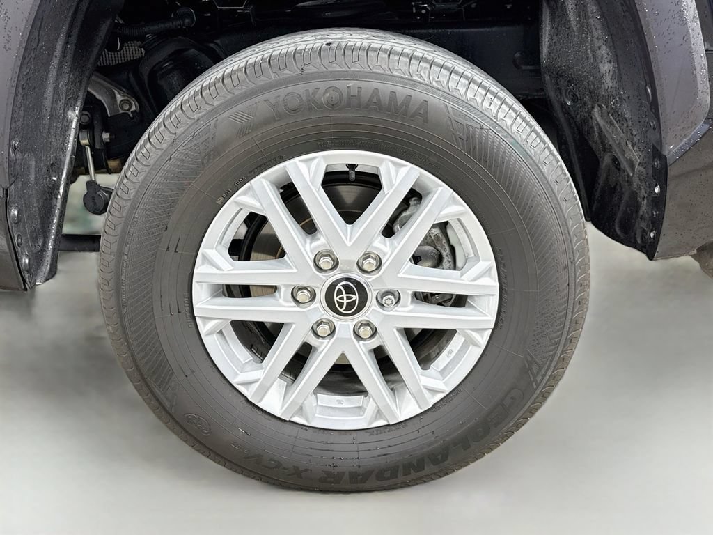 Used 2024 Toyota Tundra SR5 AWD/4WD image 29