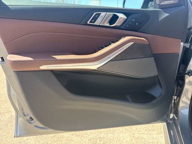 New 2026 BMW X5 xDrive40i w/ Executive Package image 9