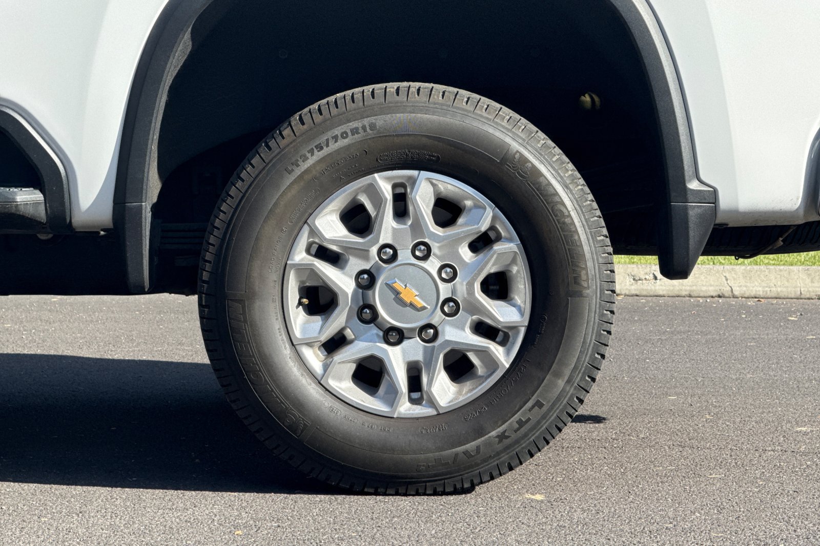 Used 2024 Chevrolet Silverado 2500 LTZ AWD/4WD image 26