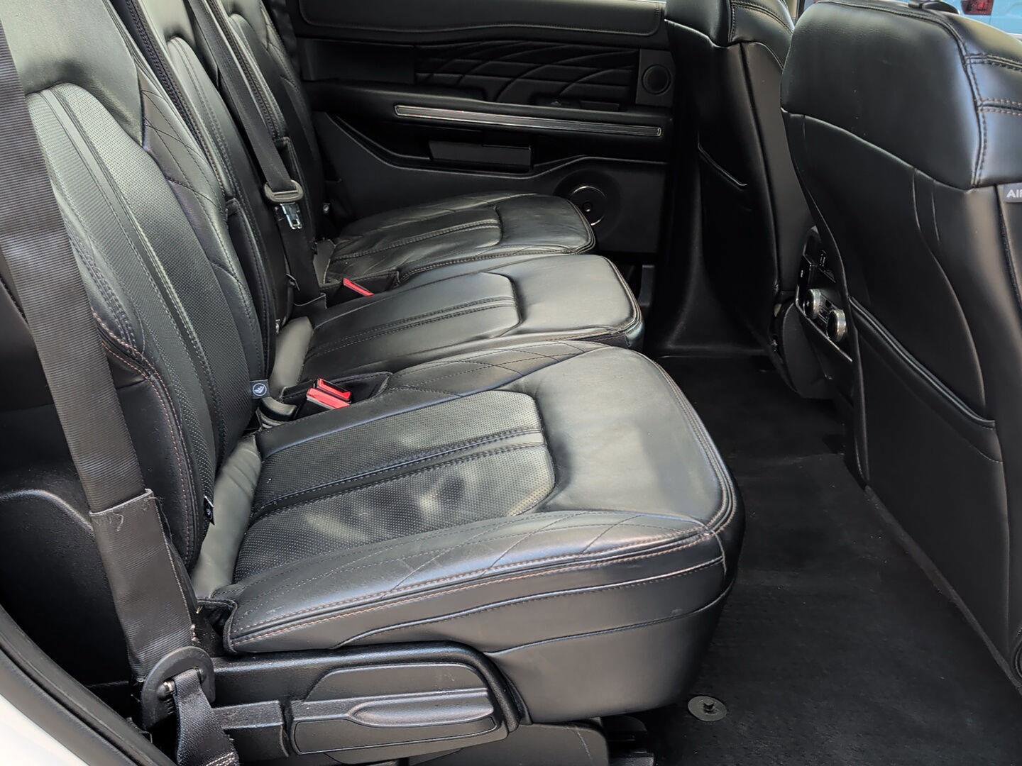 Used 2019 Ford Expedition Platinum AWD/4WD image 31