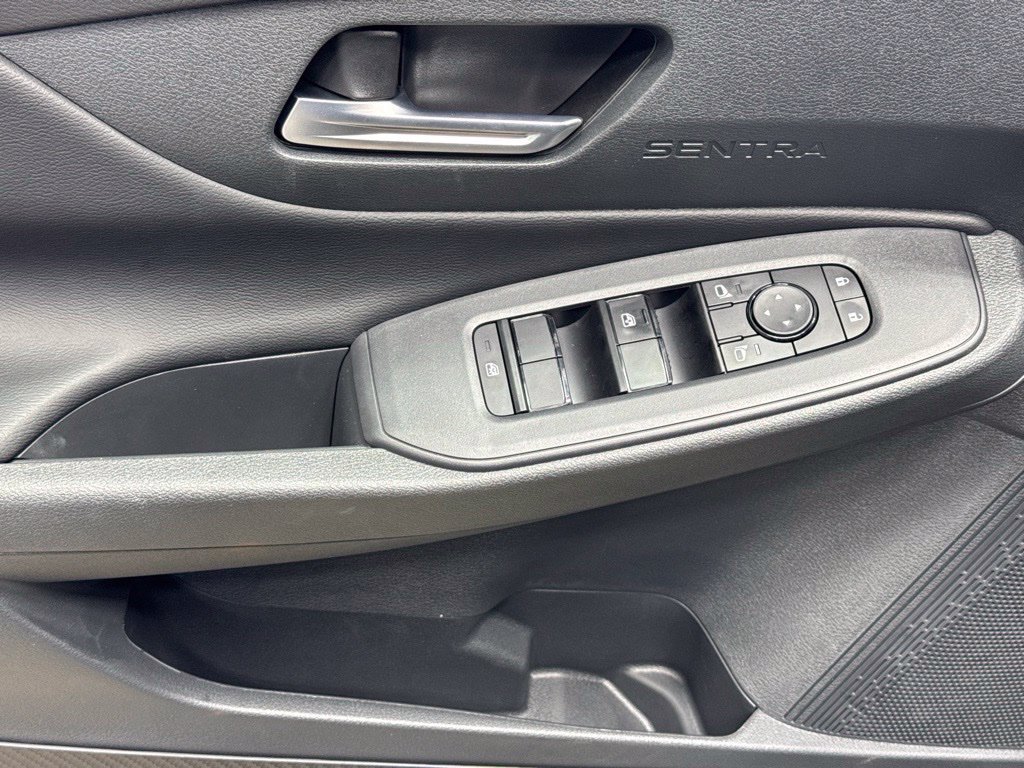 New 2027 Nissan Sentra SV w/ Floor Mat Package FWD image 8