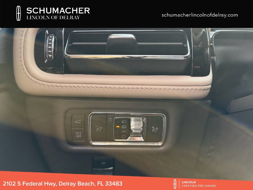 Certified 2023 Lincoln Nautilus AWD image 25