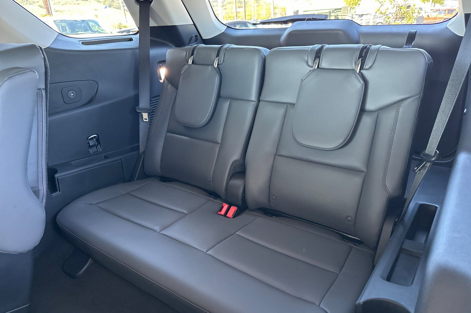 New 2026 Ford Explorer Active w/ Active Comfort Package image 14