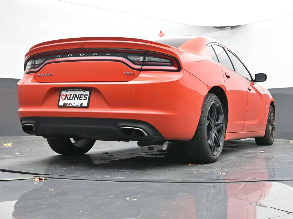Used 2017 Dodge Charger R/T w/ Plus Group image 44