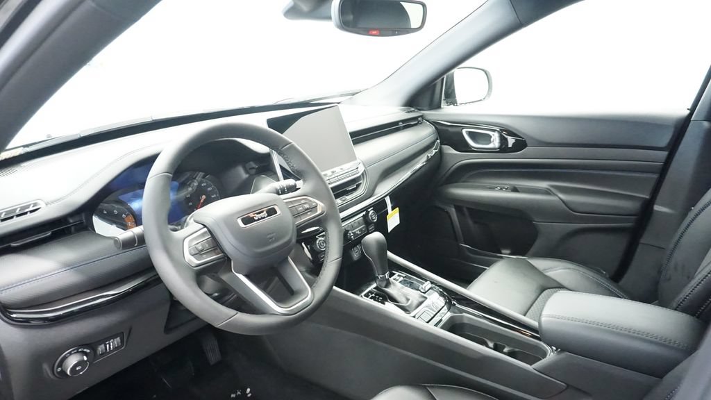 New 2026 Jeep Compass Latitude AWD/4WD image 29