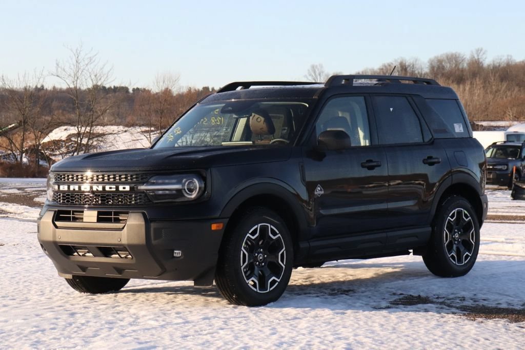 New 2025 Ford Bronco Sport Outer Banks w/ Outer Banks Tech Package+ AWD/4WD image 4