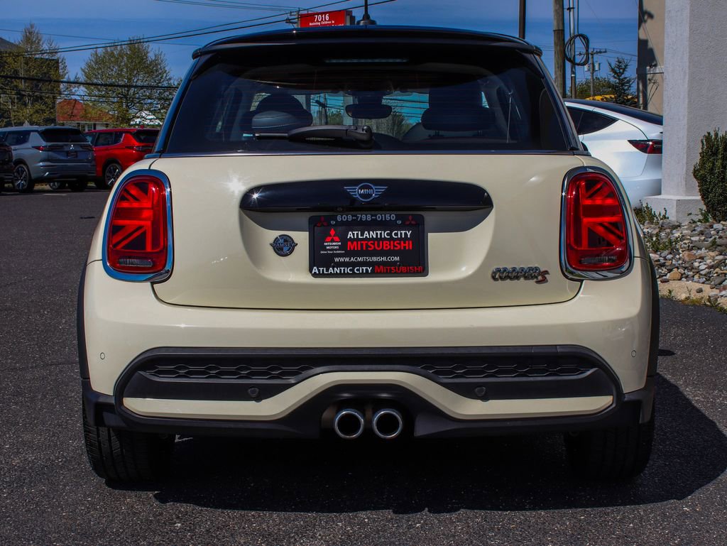 Used 2022 MINI Cooper S FWD image 5