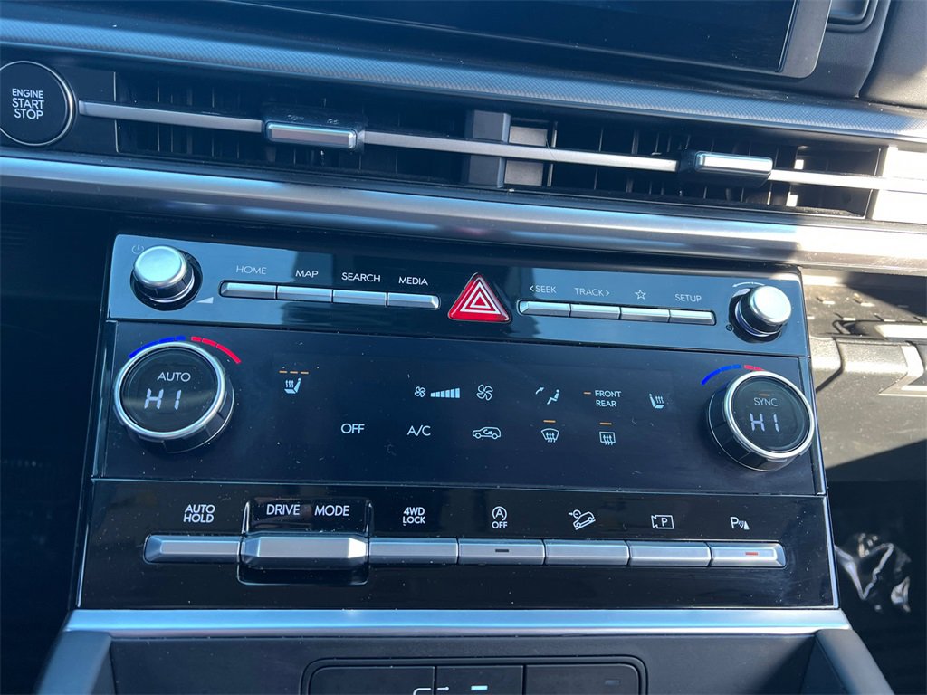 Used 2025 Hyundai Santa Fe XRT w/ Tow & Go Package image 21