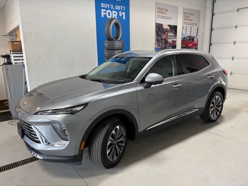 Used 2025 Buick Envision Preferred image 4