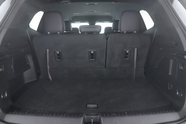 Used 2025 GMC Acadia AT4 w/ LPO, Floor Liner Package AWD/4WD image 28