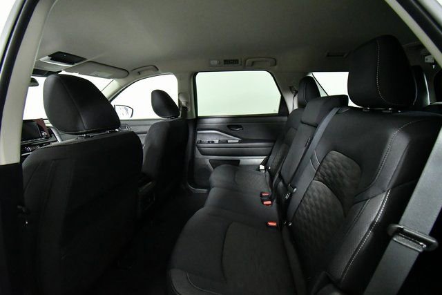 Used 2024 Nissan Pathfinder SV image 25
