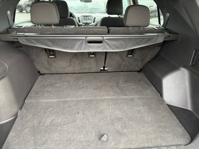 Used 2021 Chevrolet Equinox LT FWD image 32
