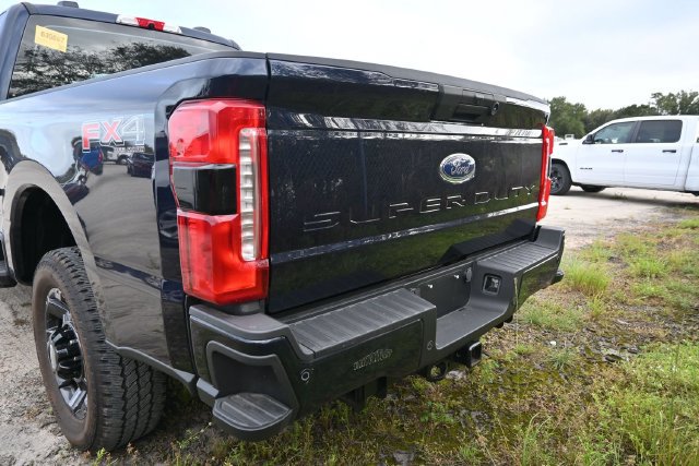 Used 2025 Ford F250 XL w/ STX Appearance Package AWD/4WD image 14