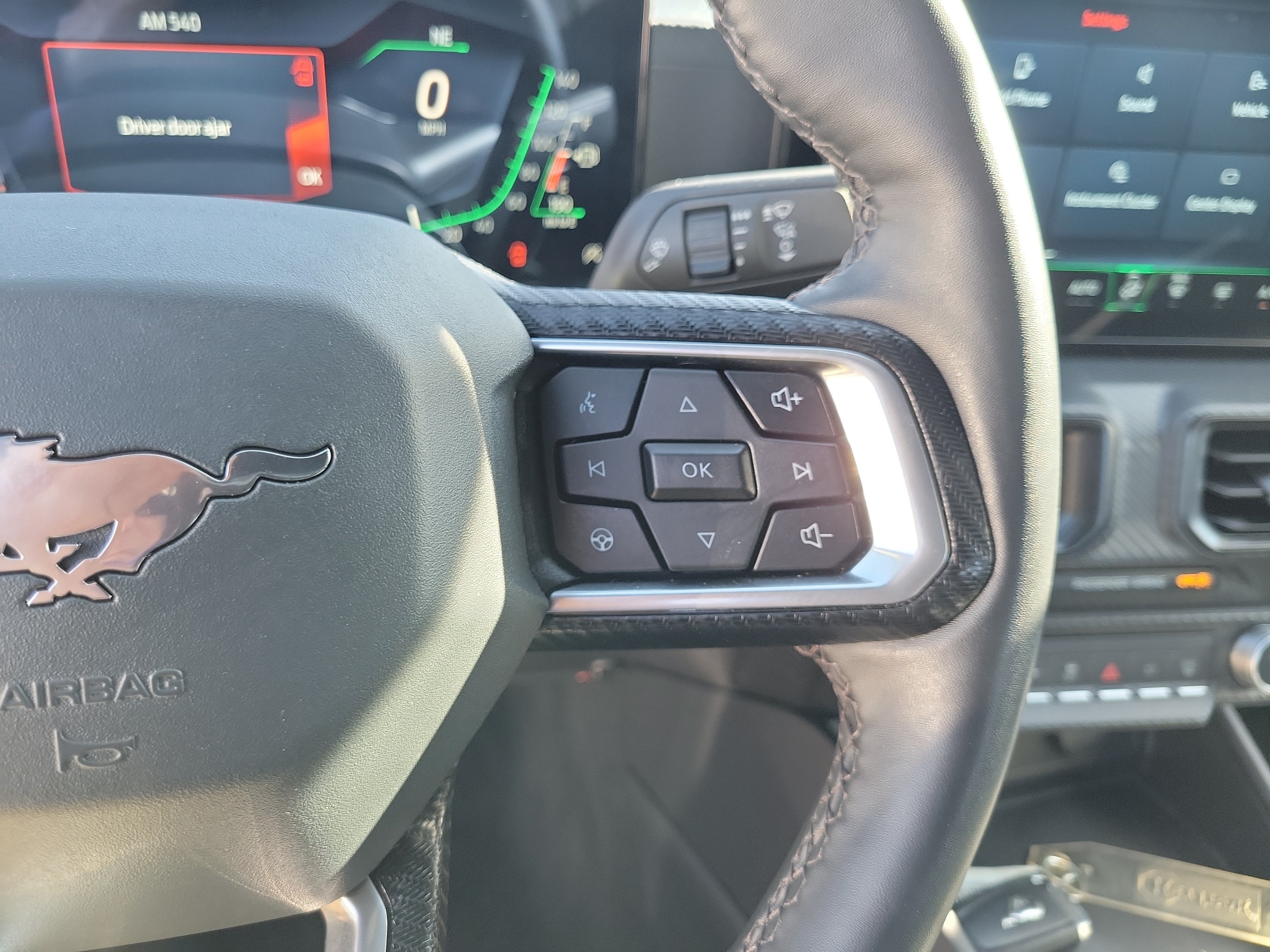 Used 2025 Ford Mustang Coupe RWD image 7