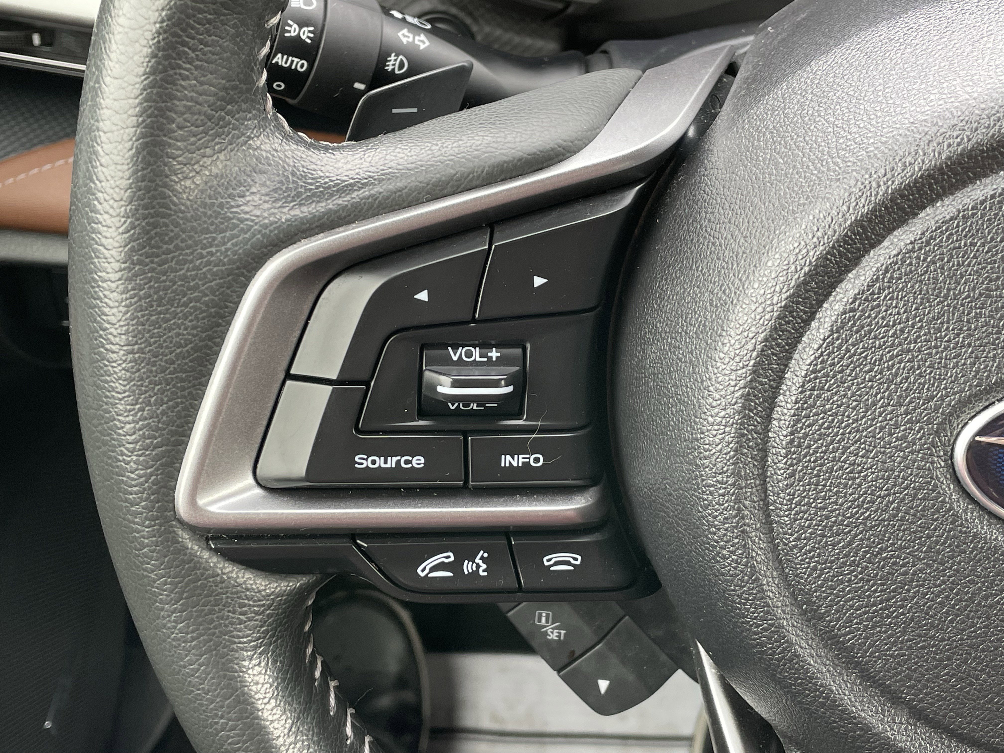 Used 2022 Subaru Forester Touring w/ Popular Package #2 image 26