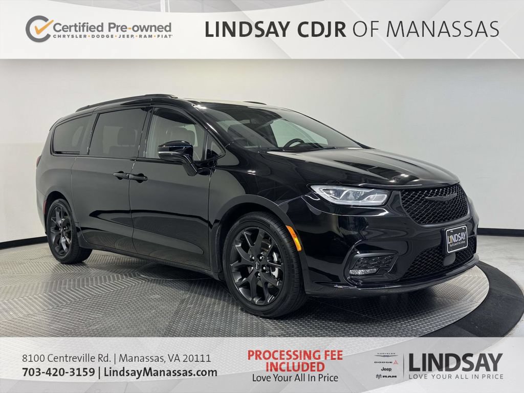 Certified 2025 Chrysler Pacifica Limited
