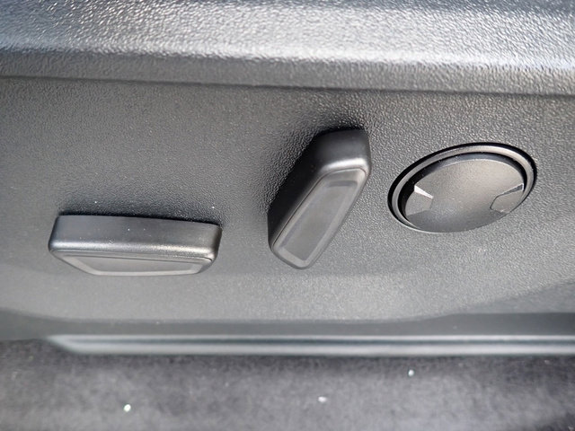 New 2025 Ford F150 XLT w/ Equipment Group 302A MID image 15