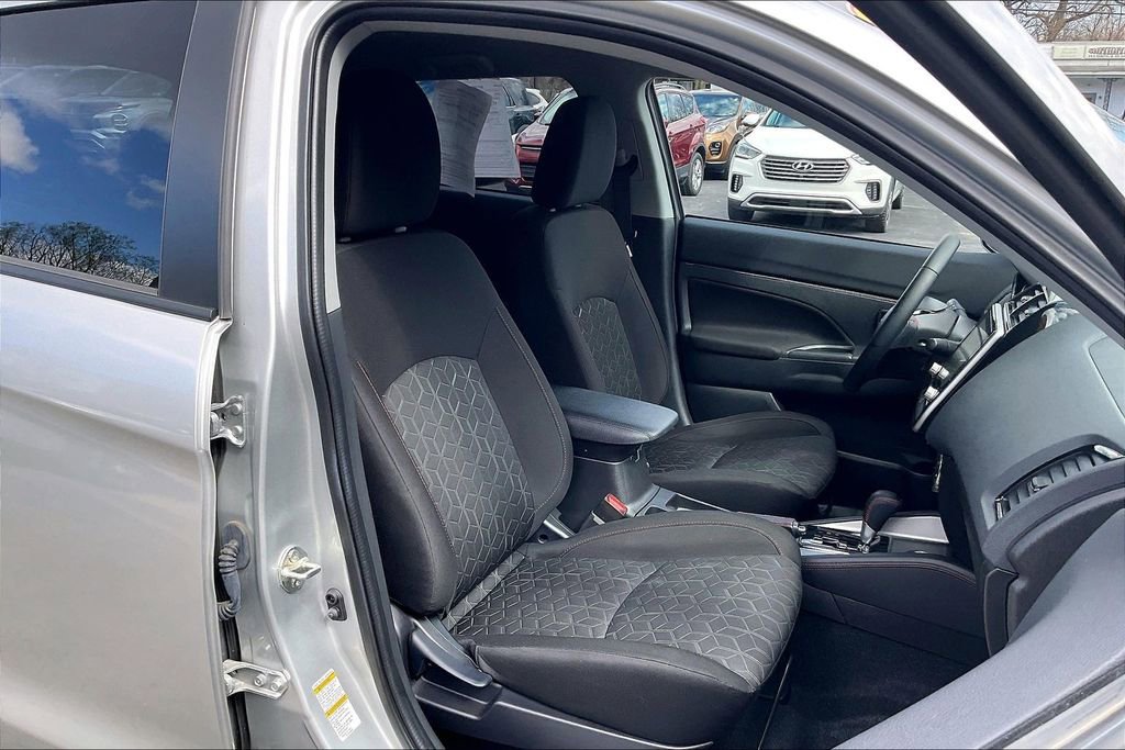 Used 2022 Mitsubishi Outlander Sport LE image 7