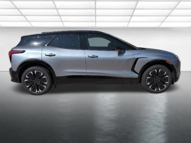 New 2026 Chevrolet Blazer EV RS w/ Super Cruise Package AWD/4WD image 39
