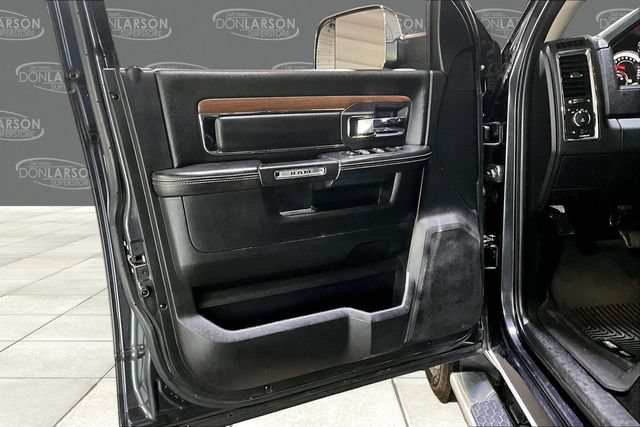 Used 2015 RAM 1500 Laramie w/ Convenience Group AWD/4WD image 12