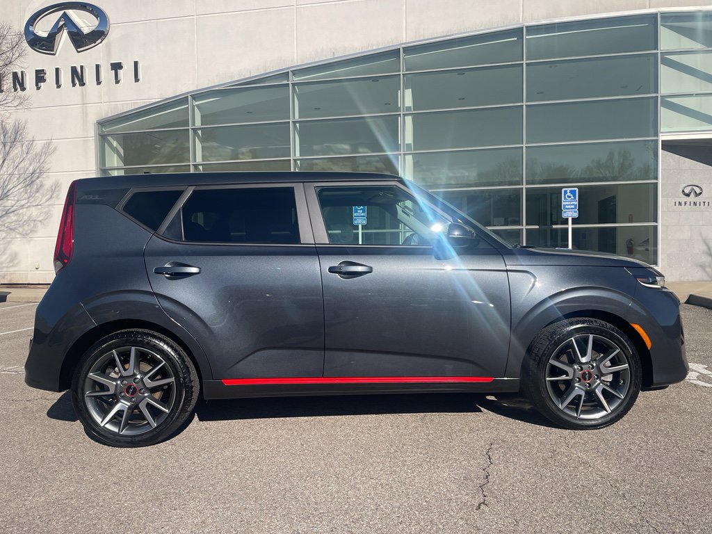 Used 2022 Kia Soul Turbo image 2