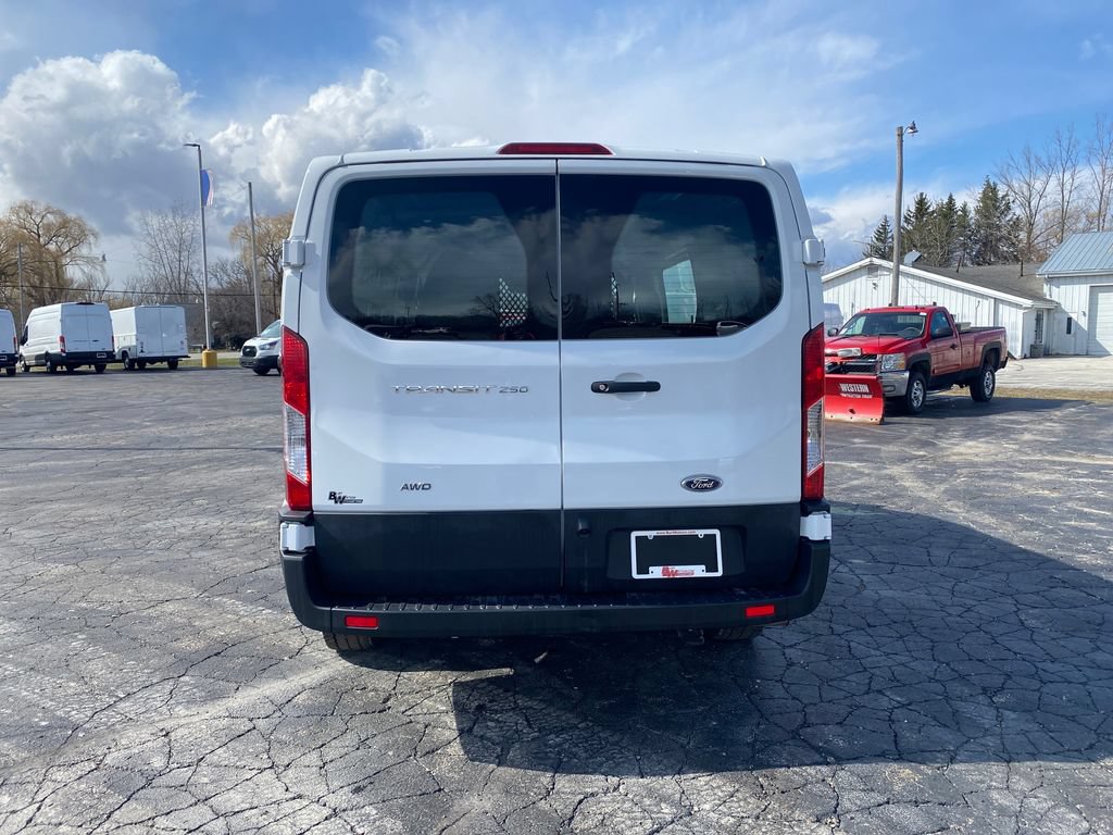 Used 2024 Ford Transit 250 Low Roof AWD w/ Exterior Upgrade Package image 5