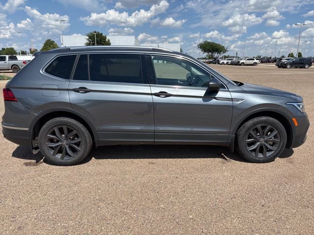 Used 2023 Volkswagen Tiguan SE image 7
