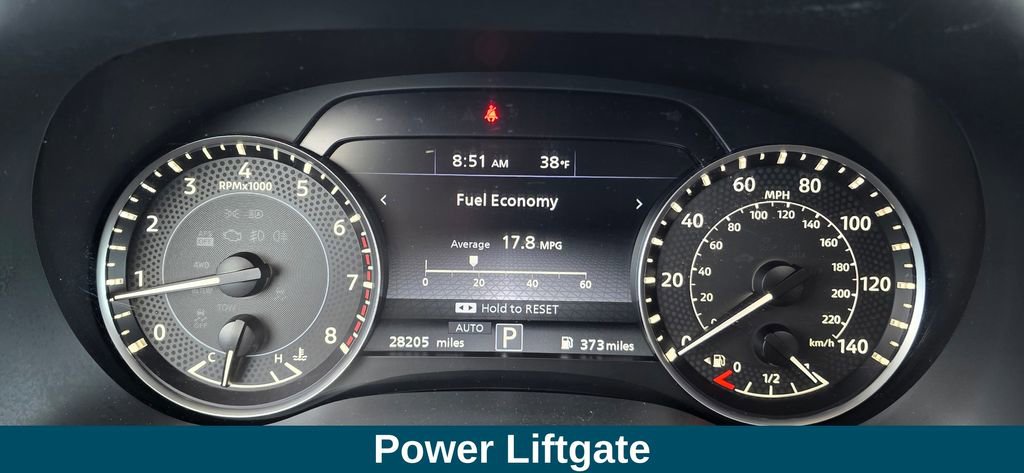 Used 2024 Nissan Armada SL w/ Captain's Chairs Package image 17