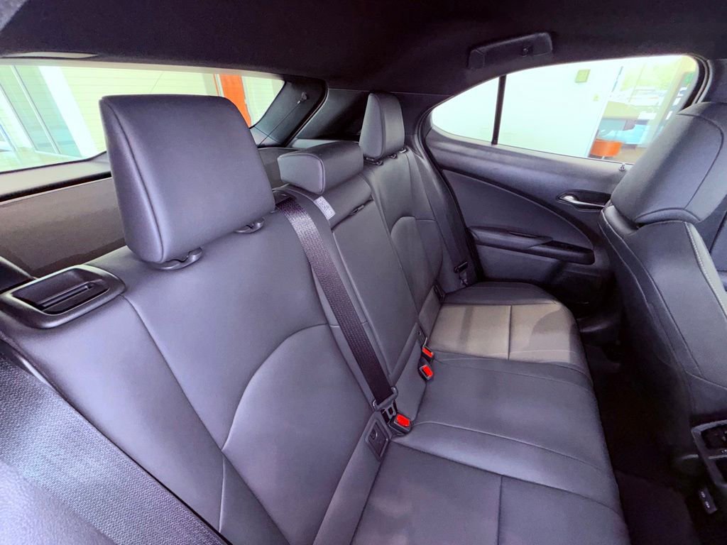 Certified 2024 Lexus UX 250h FWD image 11