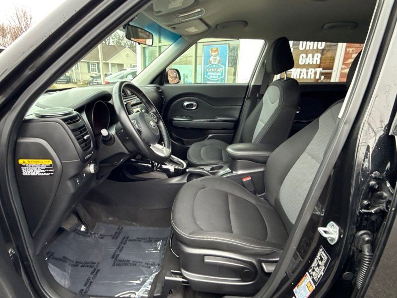 Used 2018 Kia Soul + w/ Audio Package image 11