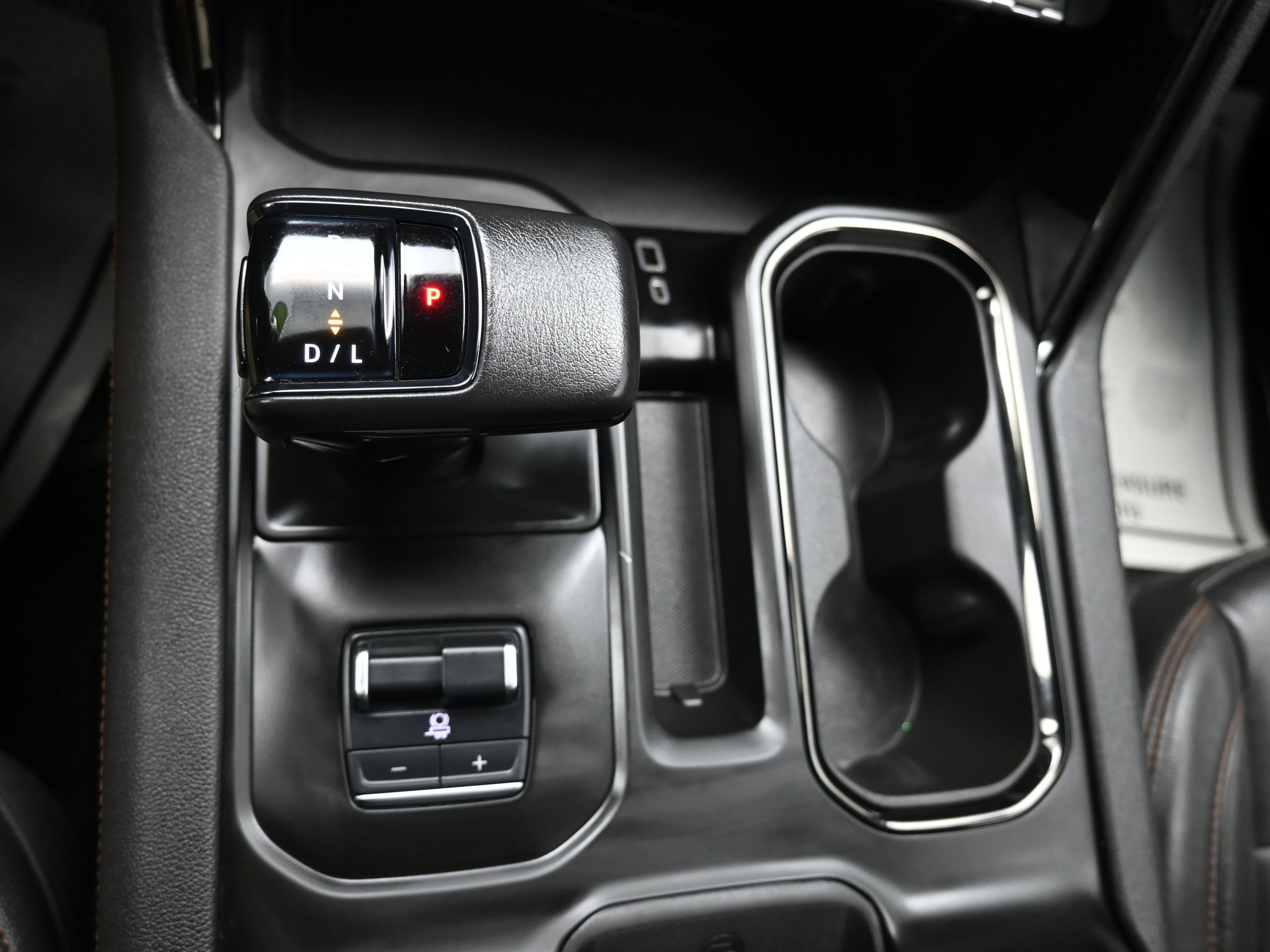 Used 2022 GMC Sierra 1500 AT4 w/ AT4 Preferred Package image 25