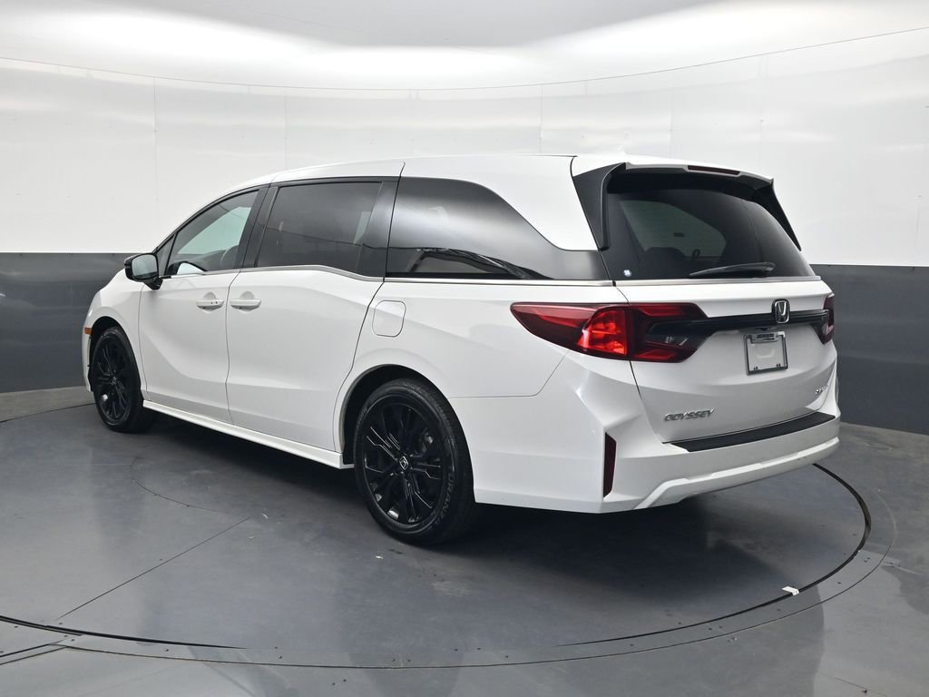 Used 2025 Honda Odyssey Sport-L image 6