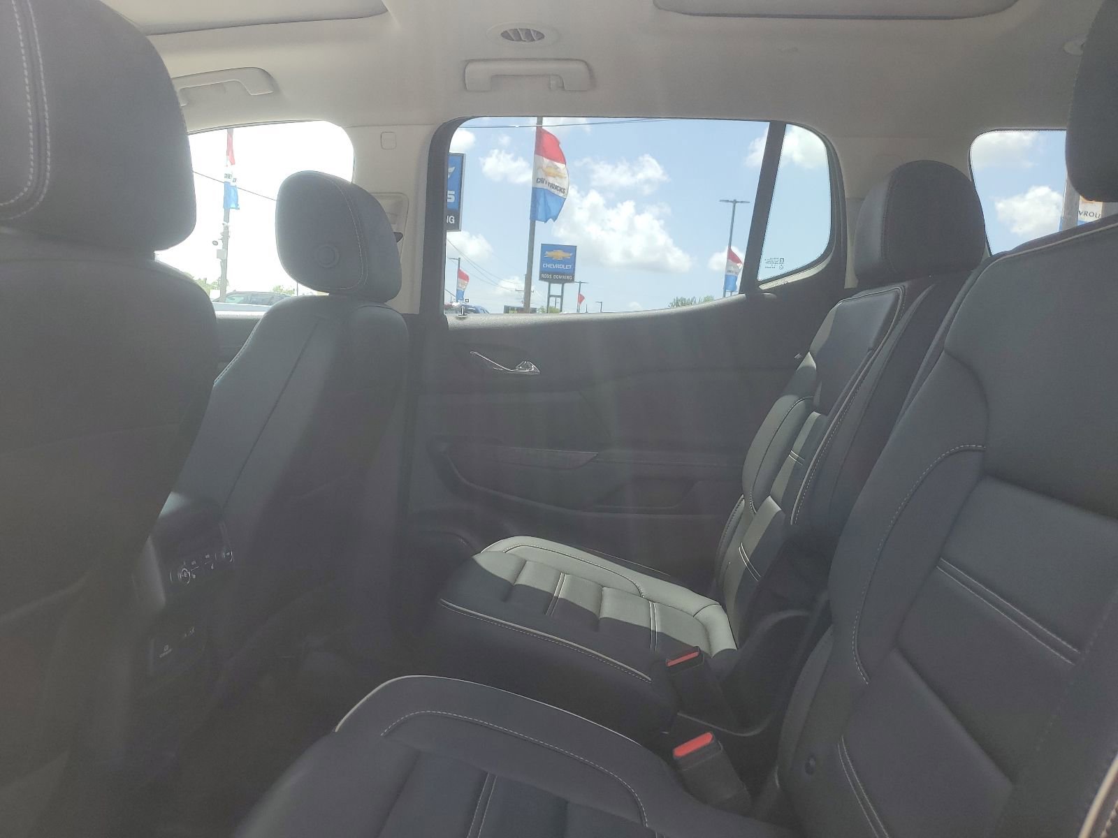 Used 2023 GMC Acadia Denali w/ LPO, Floor Liner Package image 12