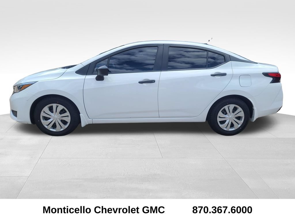Used 2025 Nissan Versa S w/ Trunk Package FWD image 4