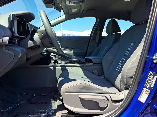 Used 2023 Hyundai Elantra SEL FWD image 13