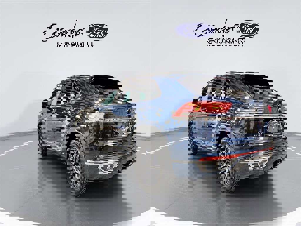 Used 2022 Volkswagen Atlas Cross Sport SEL R-Line image 6