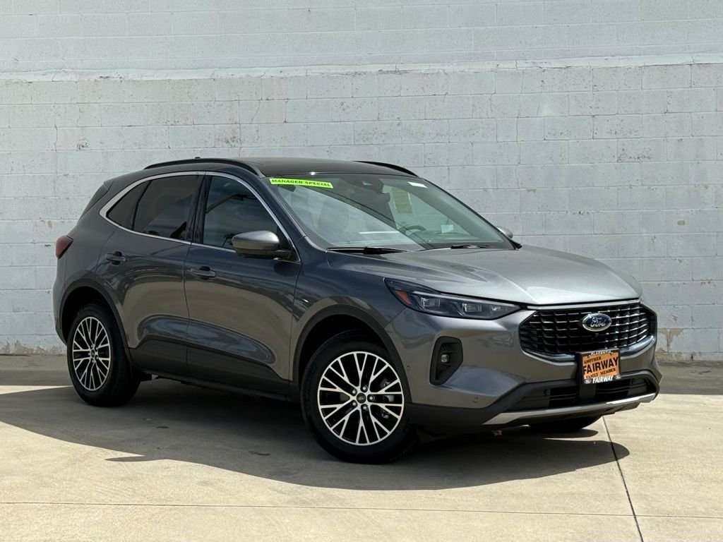 New 2024 Ford Escape SE w/ PHEV Premium Package FWD 360° Tour