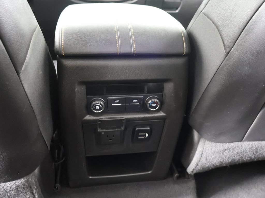 Used 2018 Chevrolet Traverse LT AWD/4WD image 55