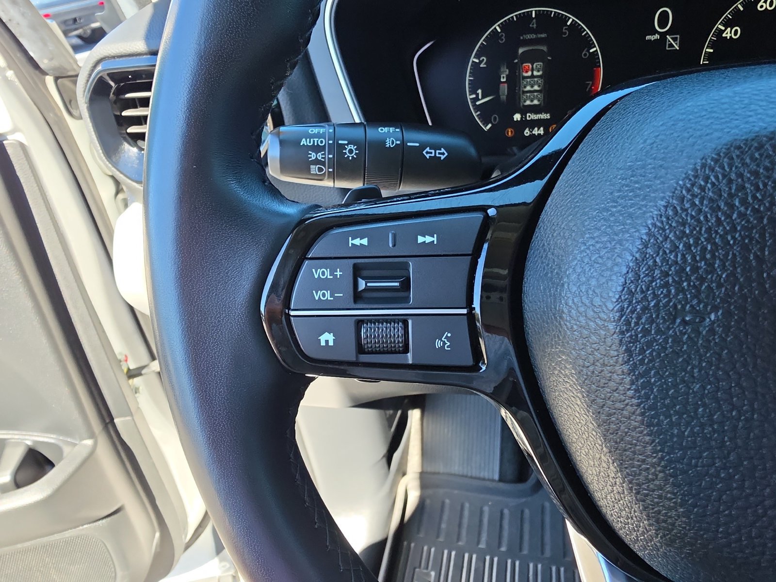 Used 2025 Honda Pilot EX-L image 26