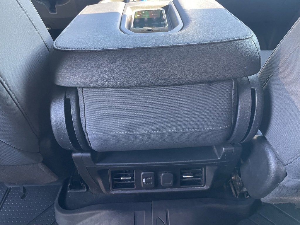 Used 2019 Chevrolet Silverado 1500 LT w/ Texas Edition image 27