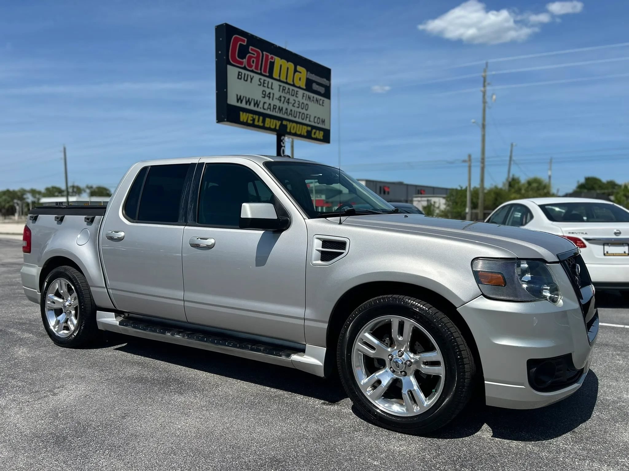 Used 2008 Ford Explorer Sport Trac Limited RWD image 2