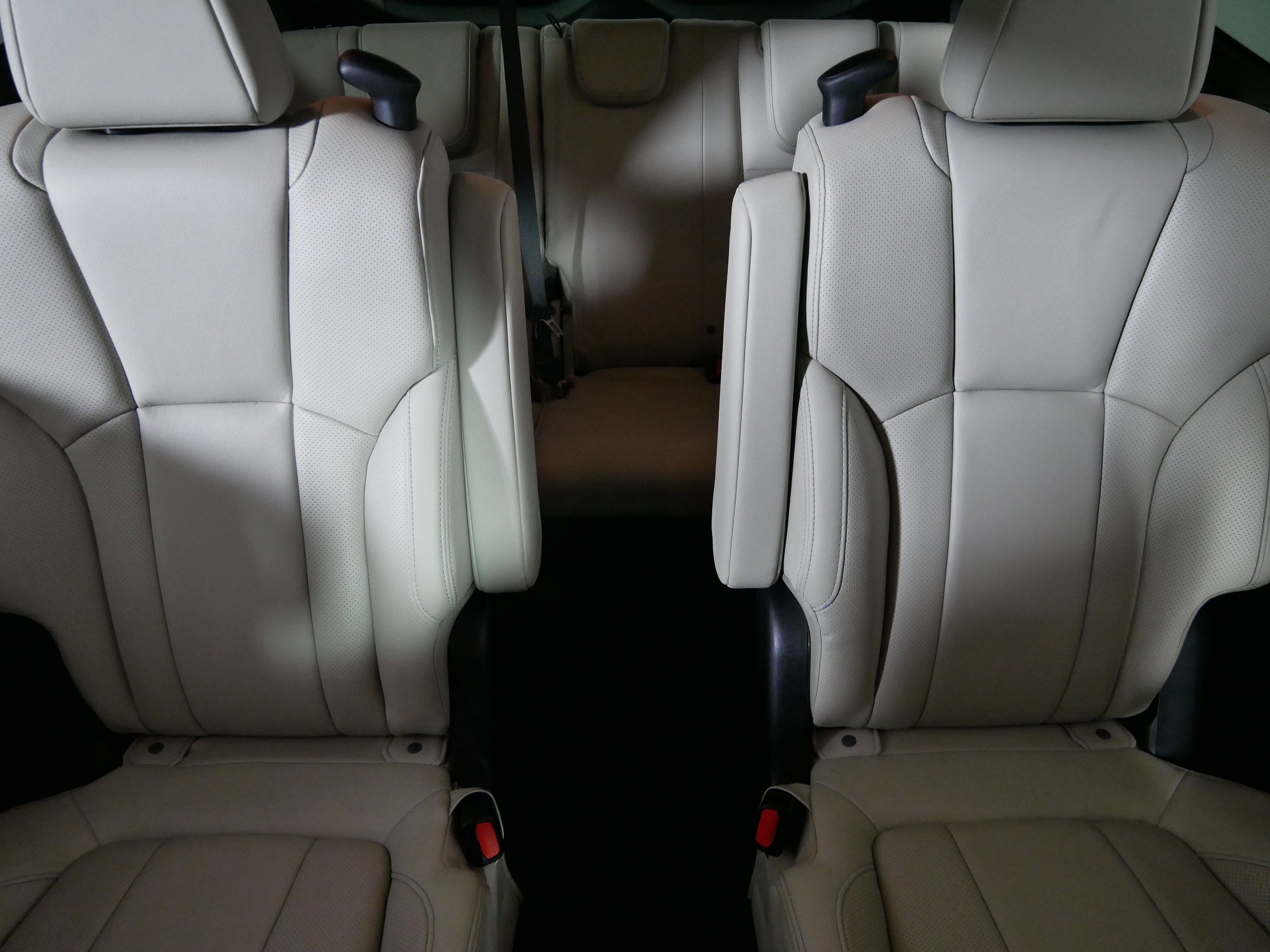 Used 2021 Subaru Ascent Limited w/ Popular Package #2 image 13